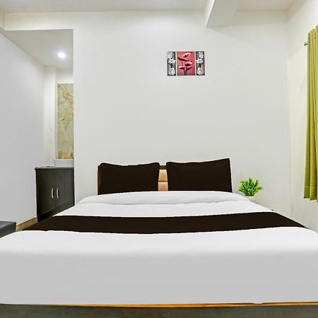 Hotel O The Maruti Paying Guest House Varanasi Bagian luar foto
